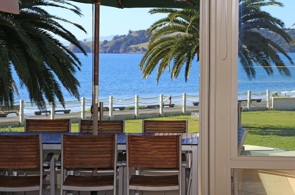 Onetangi Beach Apartments Экстерьер фото